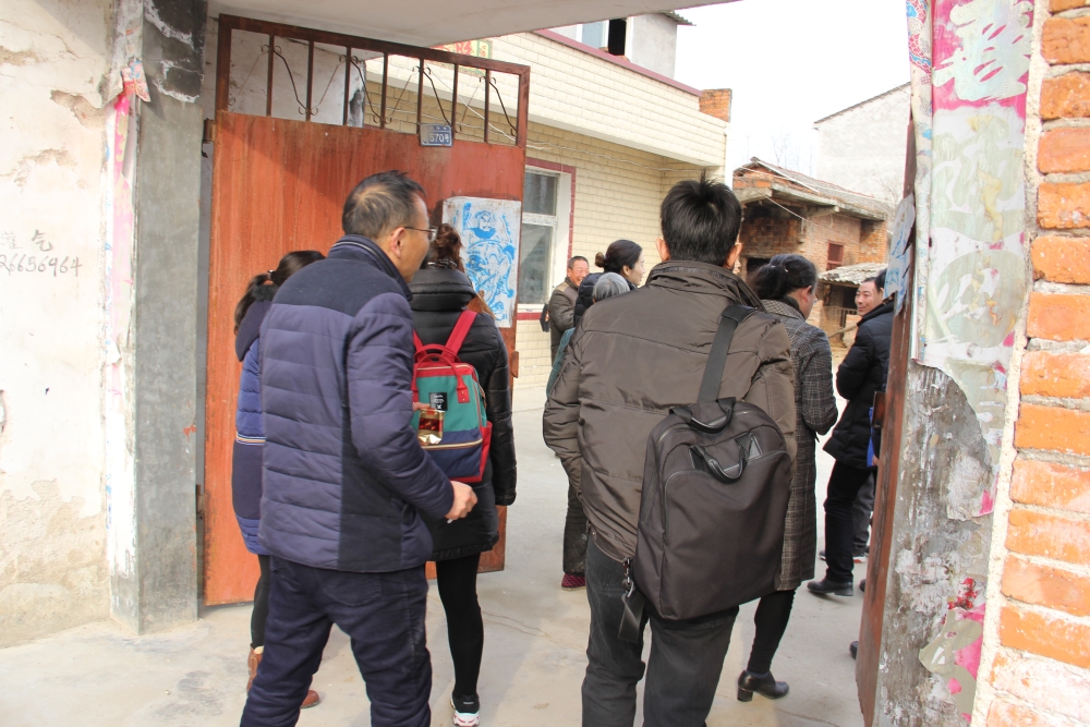 省市總工會領導及同事來我司走基層、送溫暖 扶貧幫困暖人